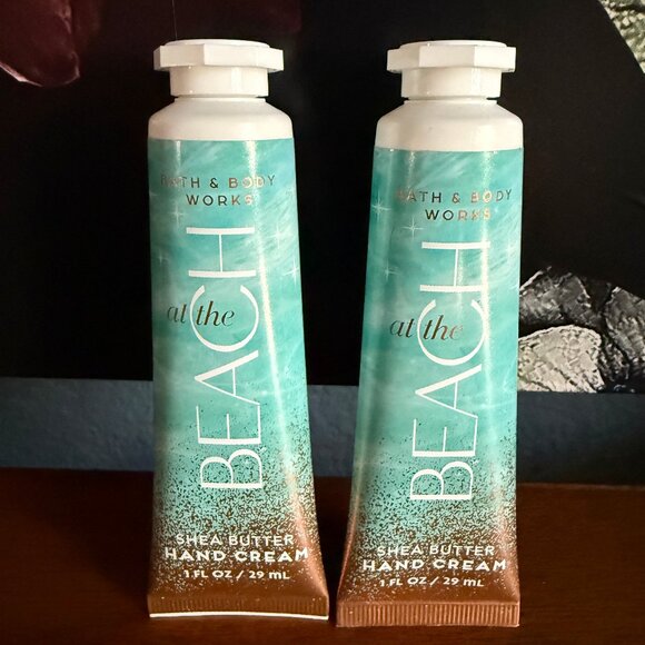 2 for $30 SALE - NEW 2-Pc BBW AT THE BEACH Shea Butter Hand Cream 1oz Each - Picture 1 of 3